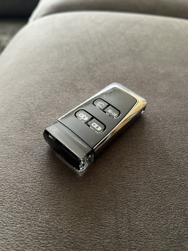 Aston martin crystal remote - aston,