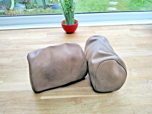 Triumph headrest orig - triumph, orig.