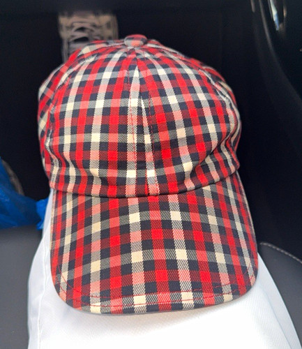 Red check aquascutum - check,