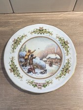 Aynsley Fine Bone China Christmas Plate 1985 - Snowballing 
