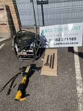 JCB BREAKER PACK PETROL HYDRAULIC WITH HM25LV BREAKER AND STEELS
