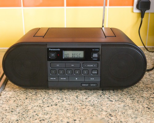 Panasonic d500 portable - rx-d500,