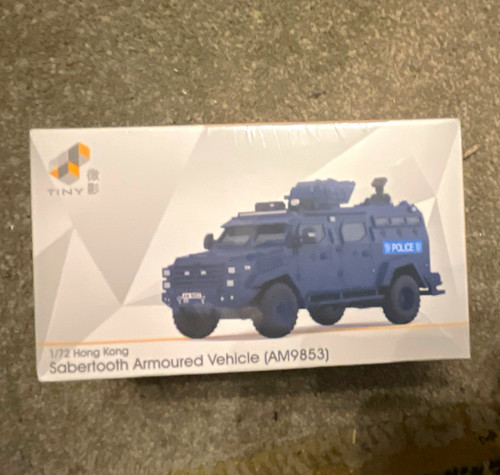 Tiny military sabertooth - tiny, 1:72