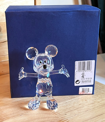 Swarovski crystal showcase - swarovski,