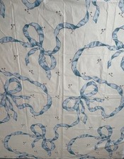 Warner Vintage 'Ribbon