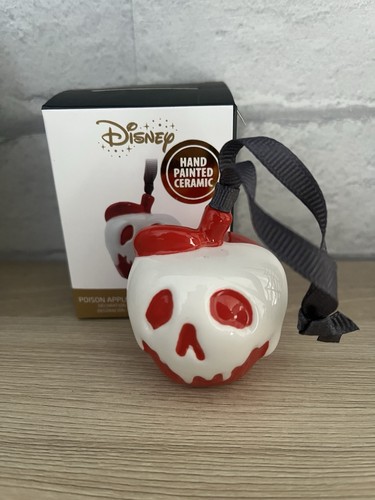 Disney snow white poison apple - disney,