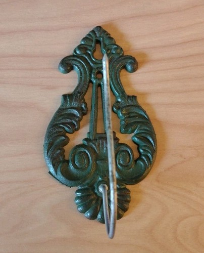 Vtg cast metal wall spike - metal,