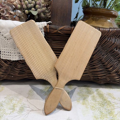 Vintage pair wooden - vintage,
