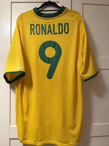 Ronaldo brazil 2000 home - ronaldo, r9