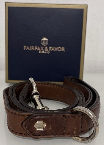 Fairfax favor signature - &, dog