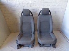 Discovery 3 Front Seats Pair