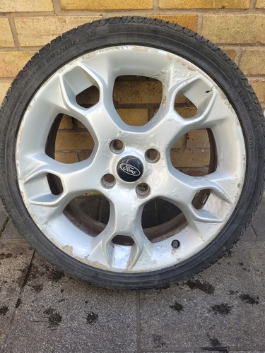 Ford fiesta mk7 zetec - 17", 8