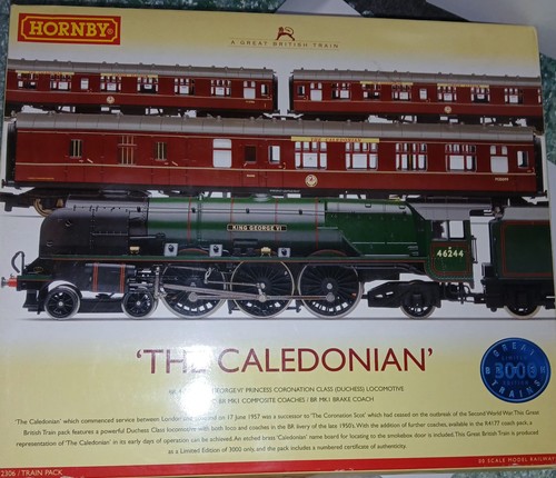 Hornby caledonian train set - hornby,