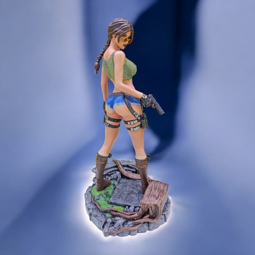 Fanart figure lara croft - figure,