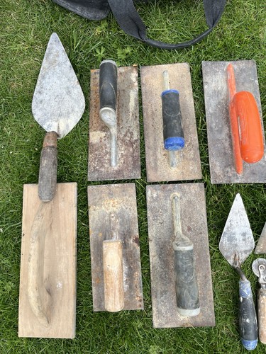 Bricklayer tools - bricklayer, tools￼