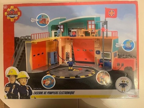 Simba fireman sam firestation - fireman,