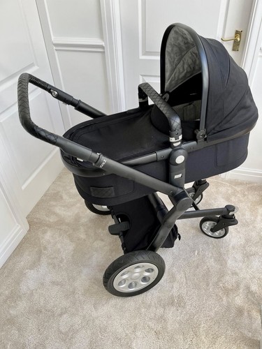 Joolz day 1 - pram, with