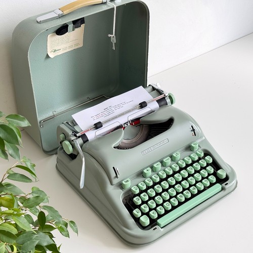Hermes 3000 typewriter - hermes, |