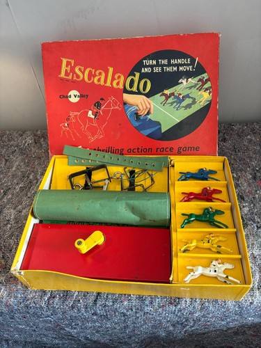Vintage chad valley - vintage, escalado