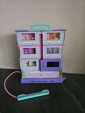 Pixel Chix Roomies House