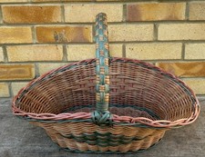 Large vintage wicker country - large,