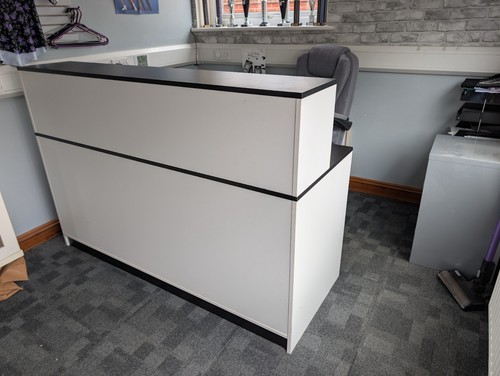 Reception desk beauty - desk,,
