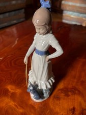 vintage figurine Lladro NAO #0379 My dog does tricks  Girl with hoop and puppy