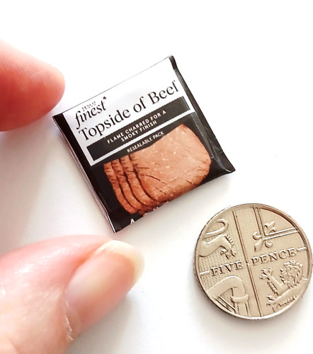 Dolls house miniature - dolls,