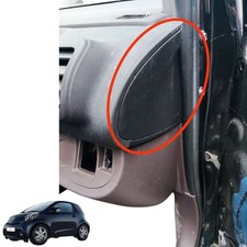 Toyota IQ dashboard right side