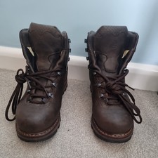 Hanwag hiking boots size UK 8