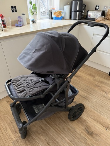 Uppababy cruz pushchair - uppababy,