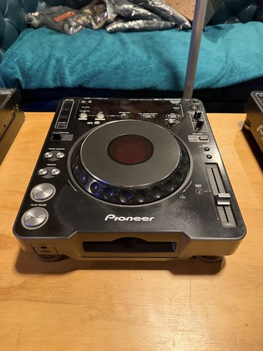 Pioneer cdj 1000 - pioneer, turntable