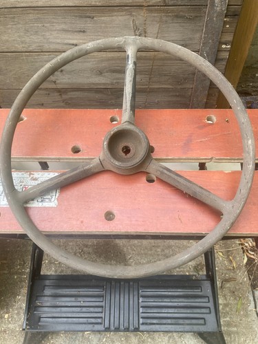 Vintage tractor massey - vintage,