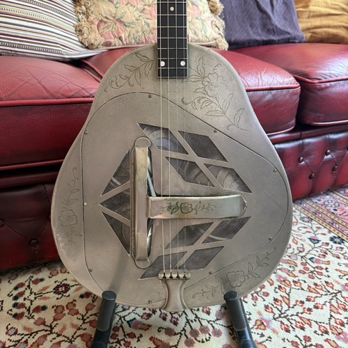 National style plectrum - national,