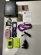 Motorola RAZR2 V8 Flip Mobile