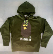 BATHING APE • BAPE • RELAXED HOODIE • OLIVE GREEN • SIZE: M • BRAND NEW WITH TAG