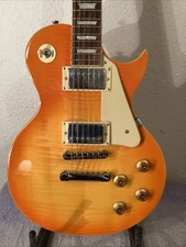 Vintage Guitar, Honey Burst