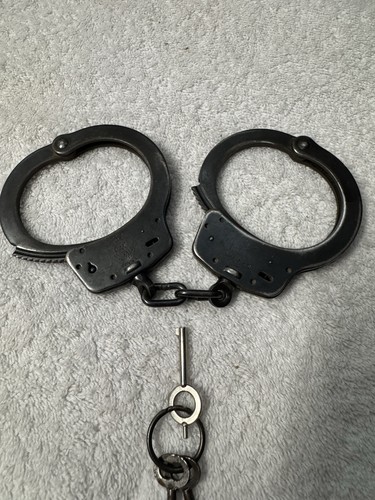 Vintage handcuffs smith - vintage,