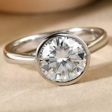 2 CT ROUND CUT MOISSANITE