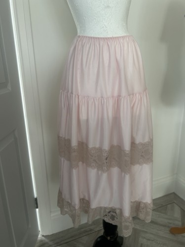 Ladies vtg petticoat - vtg, 70’s