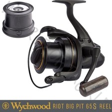 Wychwood Riot 65S Big Pit Reel Carp Fishing Matt Black + Spare Graphite Spool