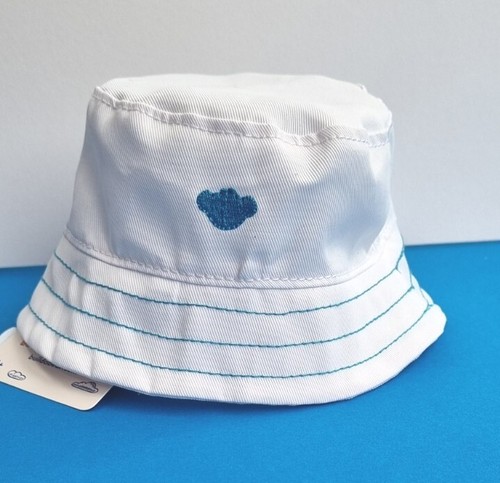 Build bear bucket hat - a, white