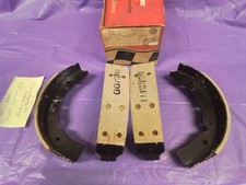 VAUXHALL VICTOR 101 FRONT