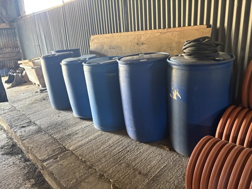 Gallon drums - 45,