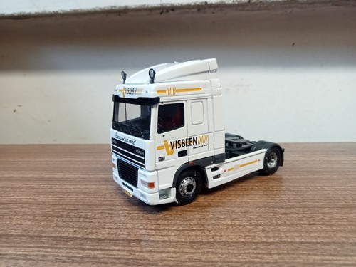 Corgi modern truck heavy - modern,