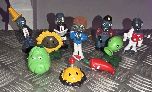 Plants zombies assorted - plants,