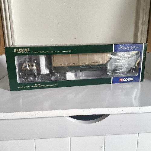 Corgi cc13106 volvo f88 fridge - corgi,