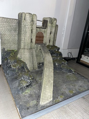 Model fortress helms deep from - deep,