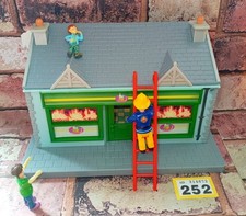 Fireman Sam Dilys Sweet Shop with Dilys & Naughty Norman, Sam figures Play Set 