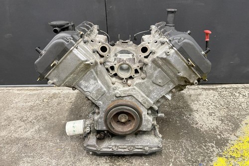 Engine assembly v8 petrol - assembly, 4.2